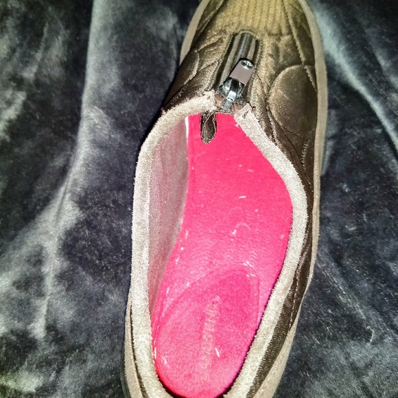 Land's End Brown Women's Loafers - Picture 2 of 4